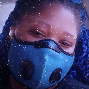 Meet your Posher, Deborah